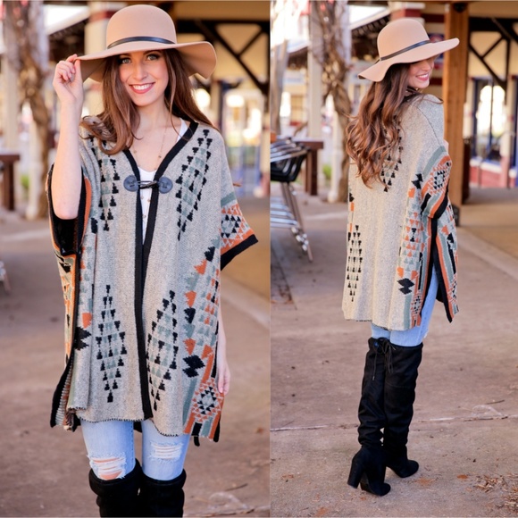 LAST ONE! Aztec Poncho Cardigan - Picture 2 of 2